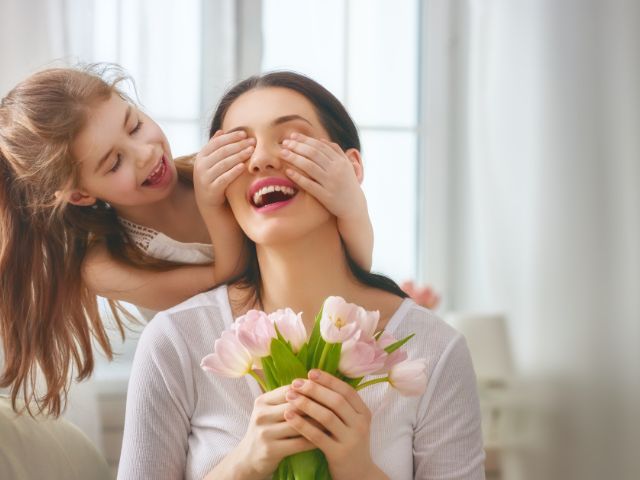 מה לקנות לאמא ליום הולדת? הנה כל הרעיונות המומלצים שלנו