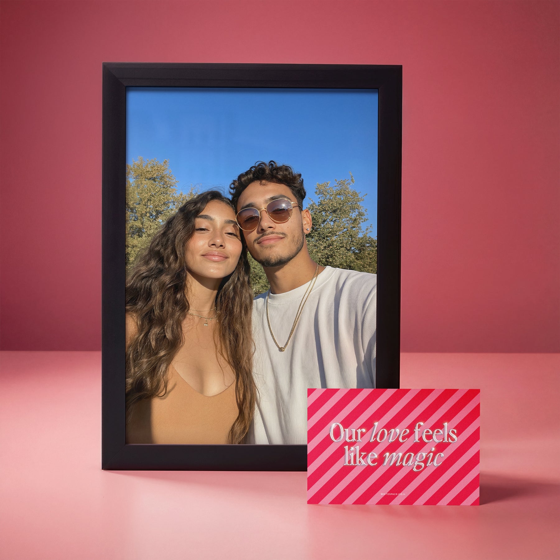 מסגור קלאסי לולנטיין - מתנה ליום האהבה 2026